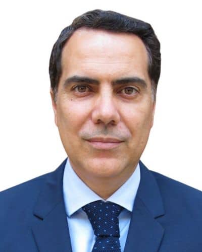 Dr Ricardo Ferreira, Martinez Echevarria